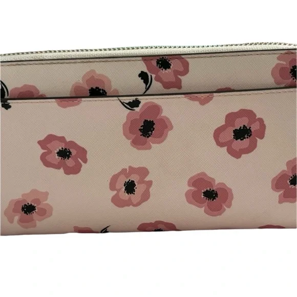 Kate Spade Continental zip around wallet EUC - Picture 2 of 7